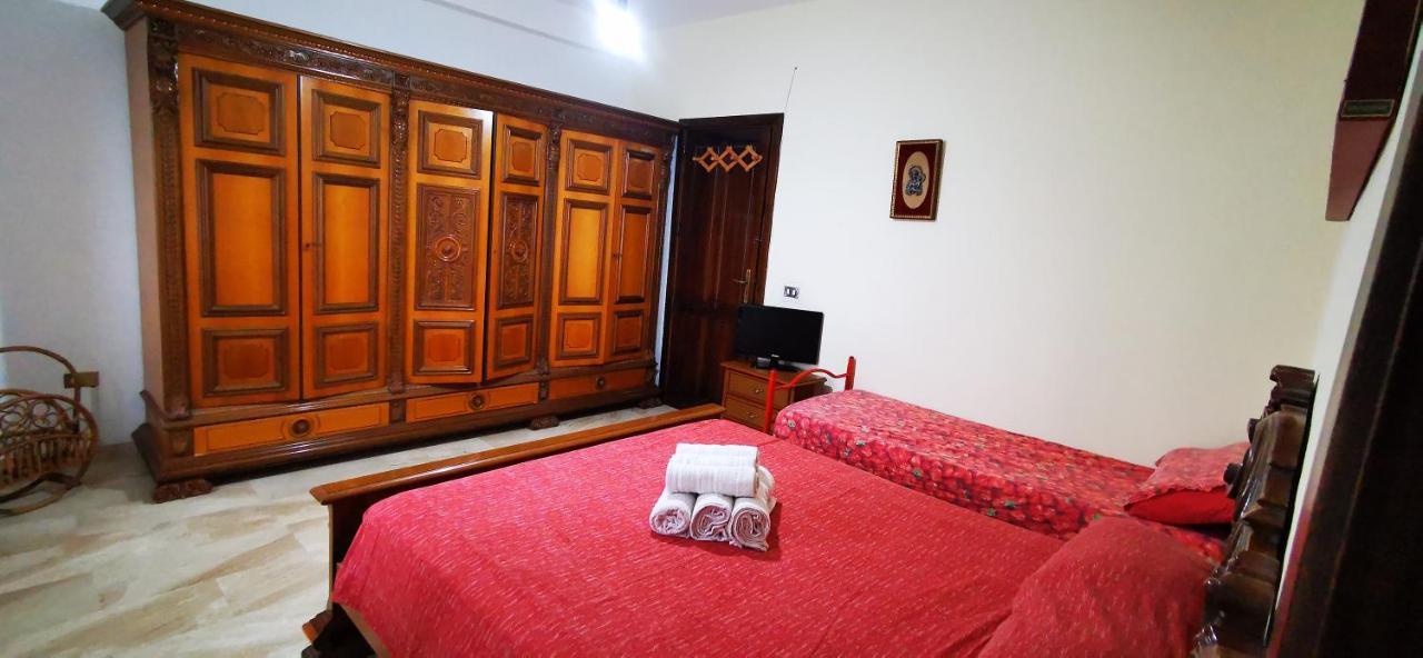 B&B Calu Читадела дел Капо Екстериор снимка